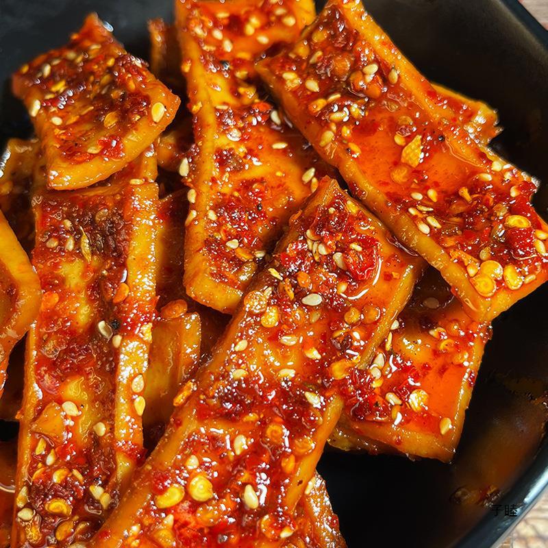 湖南产豆干娄底新化冷水江麻辣豆腐香辣豆干办公室零食现做批发