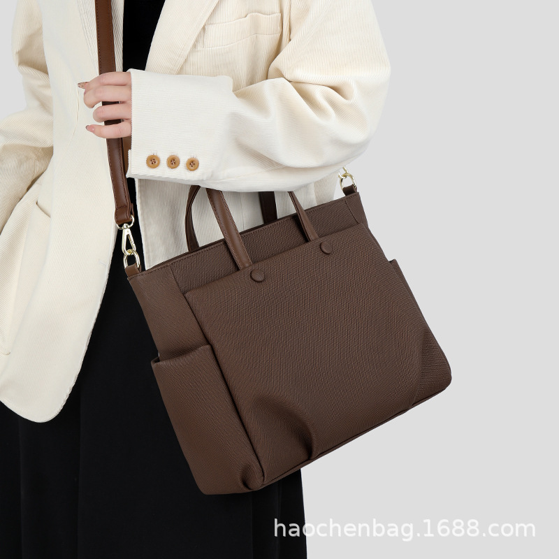 Large-capacity waterproof business travel fashion convenient handbag shoulder crossbody bag high-end tote bag