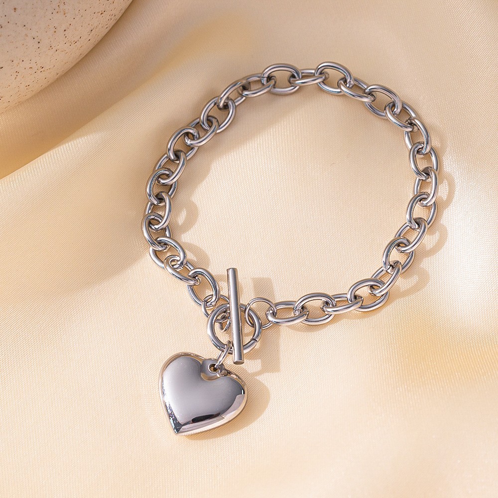 304 Stainless Steel Material Heart Shape, Bow Knot Pattern Women's Gender PVD Coated Real Gold Plated Heart Shape Bow Knot Titanium Steel Casual Simple Style Waterproof Non Tarnish Titanium Steel OT Clasp Toggle Clasp Closure Lobster Trigger Clasp Closure Bracelets