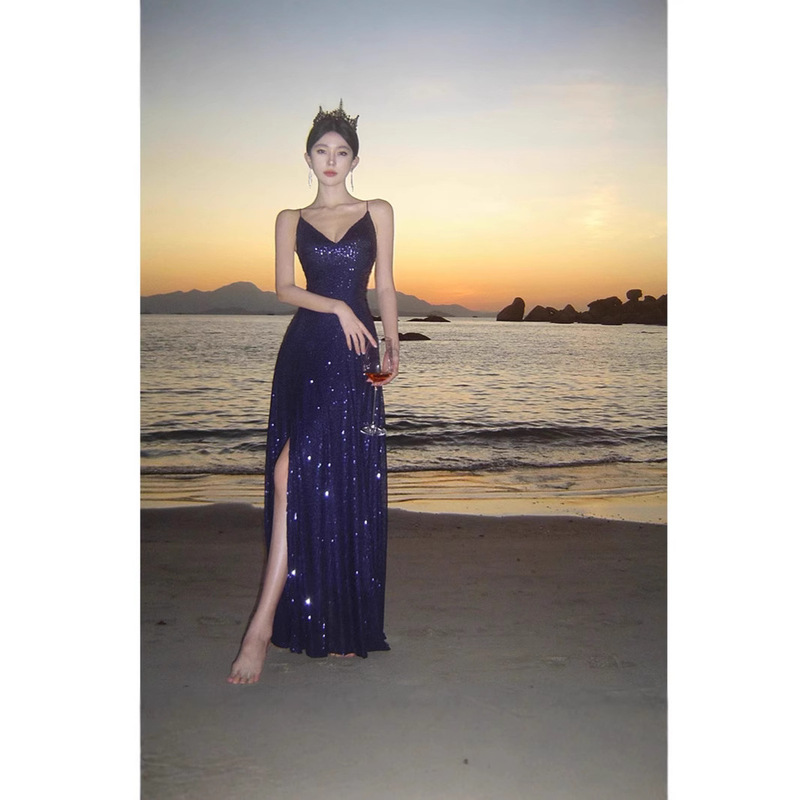 Real Shot of Hepburn-Style French Sexy Sequin Floor-Length Evening Dress for Women 2025 Extra-Long Low-Cut V-Neck Strap Dress