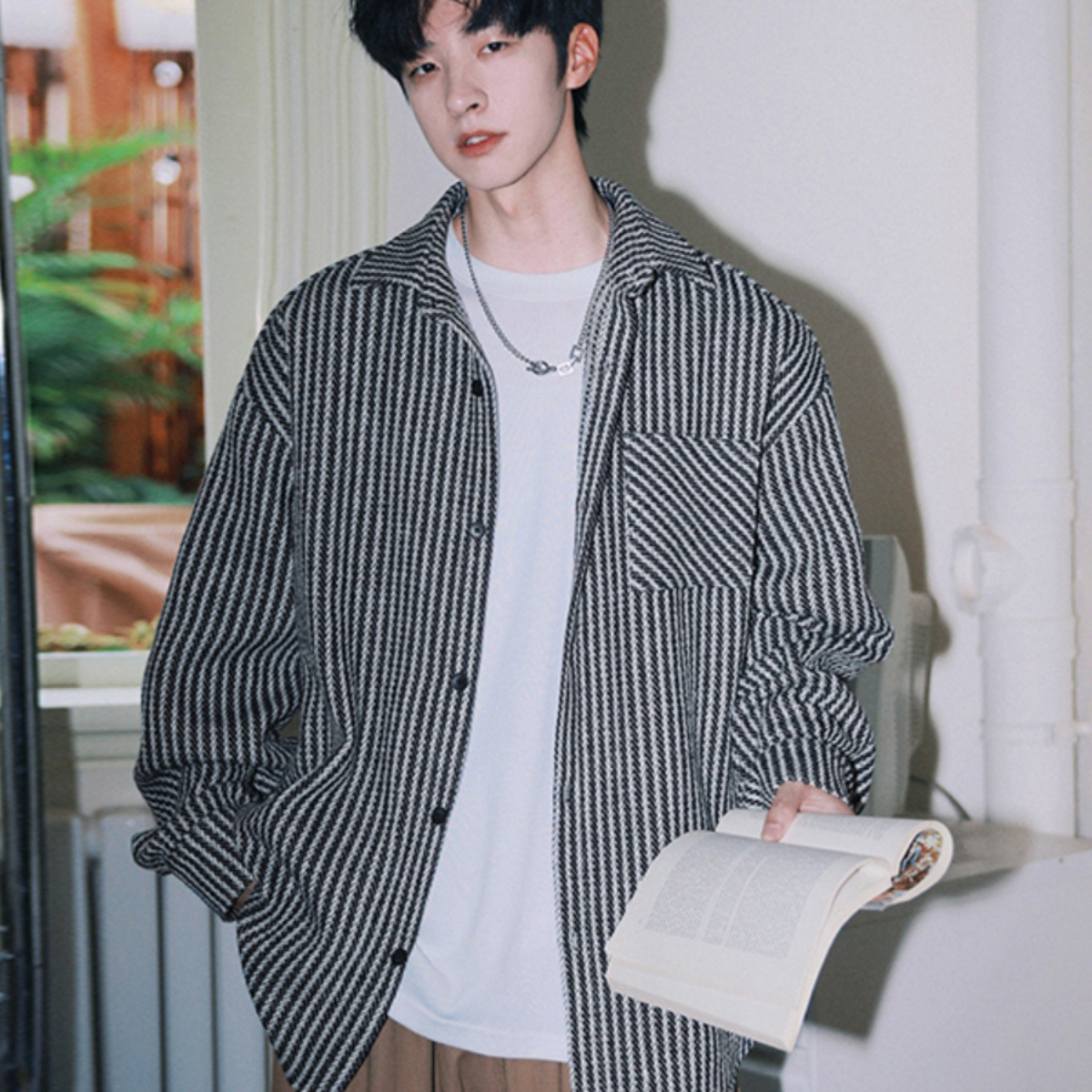 2025 nueva camisa estilo primavera y otoño estilo occidental chico hermosa camisa estilo coreano chaqueta de manga larga chaqueta de hombre