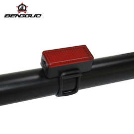 自行车USB充电尾灯车灯 /便携式夜骑安全警示灯/户外骑行单车装备