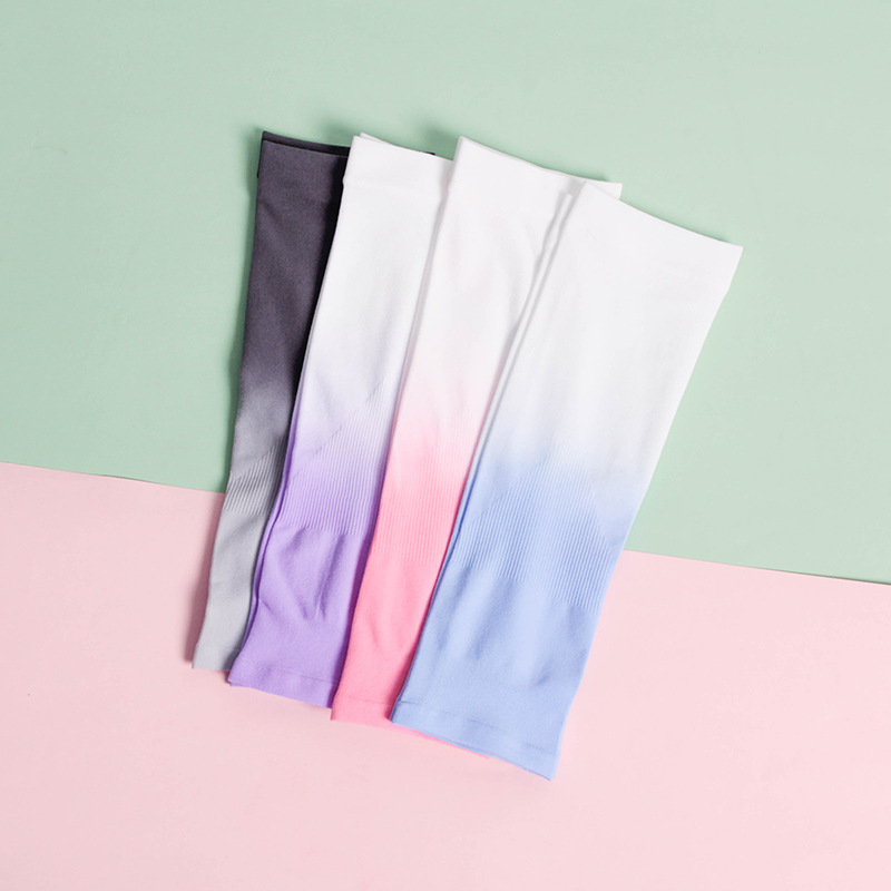 2024 Children's Gradient UV Protection Ice Socks for Girls and Boys, 4-12 Years Old, Thin Ice Silk Sun Sleeves