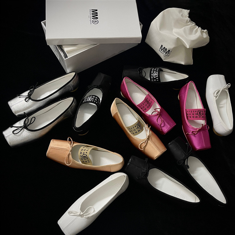 2026 Spring/Summer New Square-Toe Ballet Shoes French Low-Heel Bowknot Shallow Mouth Niche Flat Mary Jane Shoes
