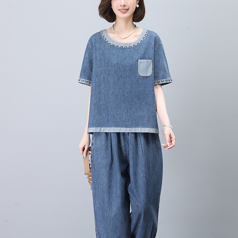 Jeans casual fashion suit 2024 summer mid-year mother foreign style royal sister plus size women's fashionable two pieces