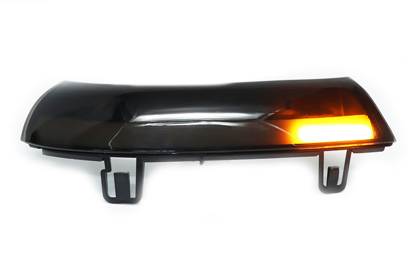 Suitable for Volkswagen Golf 5 Jetta Mk5 Passat Sharan Led Flowing Water Rearview Mirror Turn Signal Light