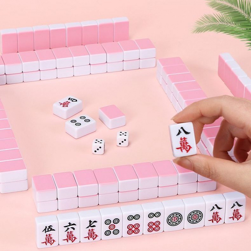 Mini tarjeta de mahjong pequeña dormitorio portátil al aire libre MINI red celebridad viaje familiar camping mano frotar fábrica de gorriones