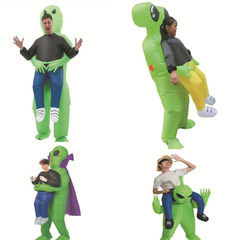 ディザトーンの同じタイプの宇宙人の空気入れ服ハロウィーンの宇宙人の鬼は人の服を抱いて歩いてお笑いの道具の服装を演じます。