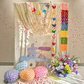 气球;场地布置道具;拉花、彩带