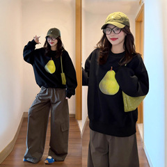 美式简约小众水果印花圆领卫衣女秋冬季新款宽松情侣黑色外套上衣