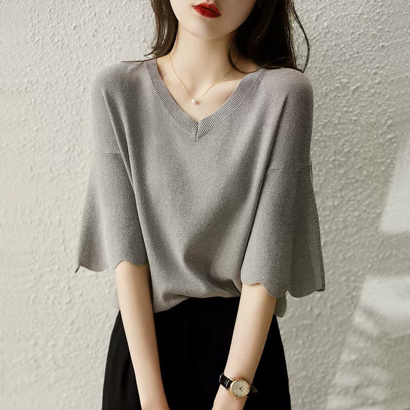 Женская трикотажная рубашка из ледяного шелка в твидовом стиле с v-образным вырезом и короткими рукавами, лето 2025, универсальная свободная футболка с колокольчатыми рукавами, тонкий топ