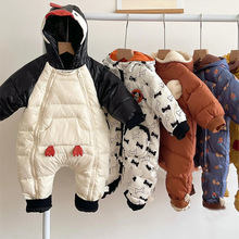 宝宝连体羽绒服保暖男孩冬季新生婴儿衣服白鸭绒哈衣爬爬服外出服