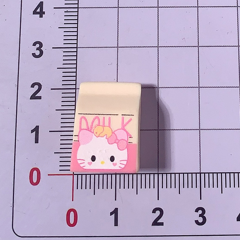 Nuevos dibujos animados Sanrio adorable caja de leche de animales accesorios de resina DIY crema pegamento tocado accesorios de botones de zapatos