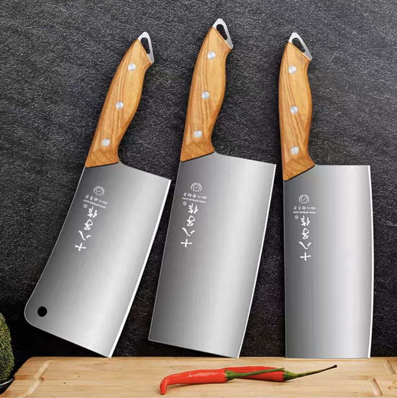 18-Piece Kitchen Knife Set for Home Use, Including Vegetable and Meat Cutting Knives, Bone Chopping Knife, Dual-Edged Sharp Chopping and Cutting Combination Knife Set