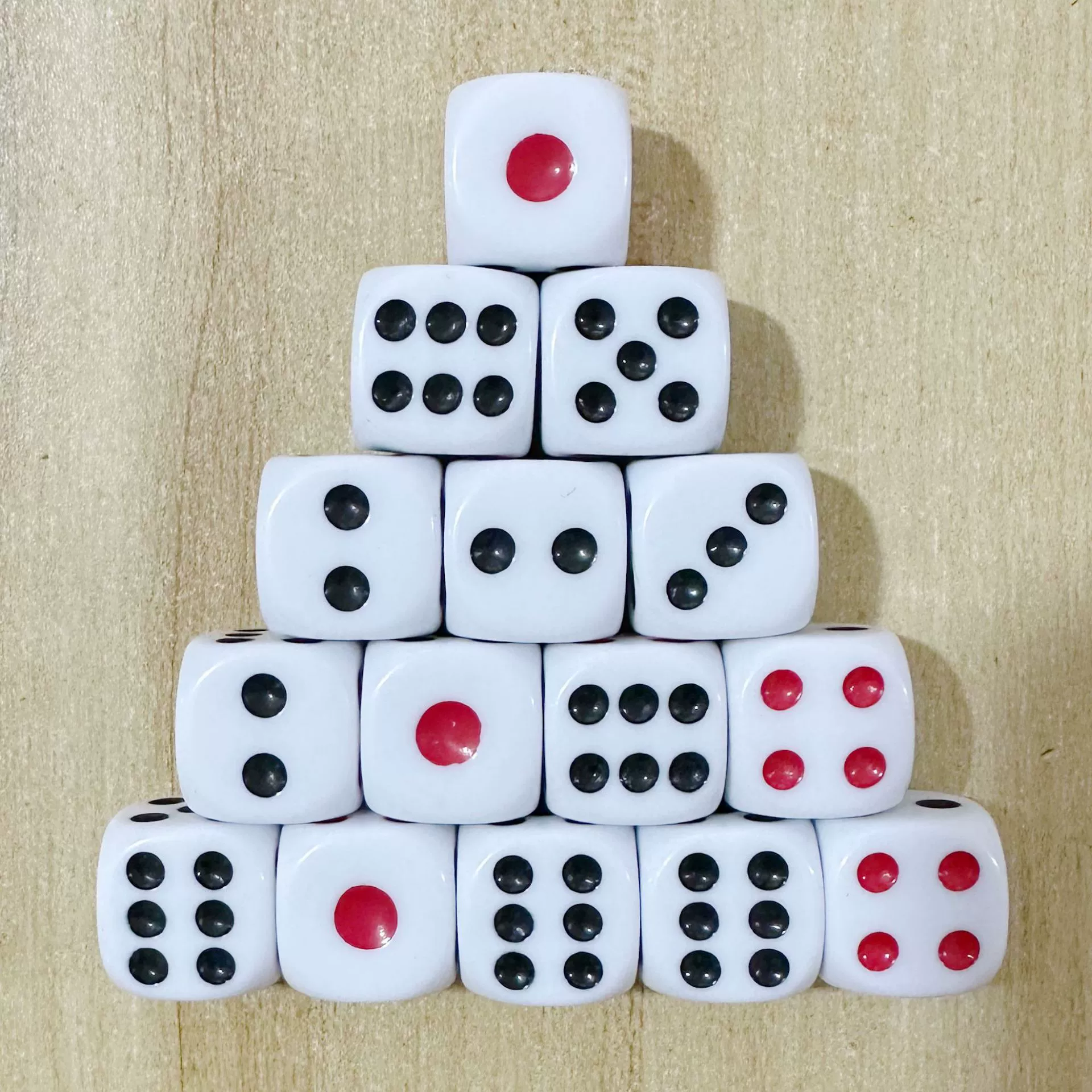Кости с округлыми гранями, 10 мм, 12 мм, 16 мм