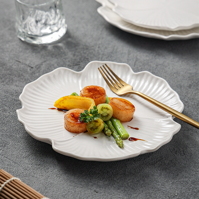 Creative Nordic Style Pure White Embossed Ceramic Hotel Japanese Style Salad Plate High Feeling Plate