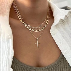欧米のクロスボーダーの個性的なファッションはジルコンのクロスのネックレスを象眼します。