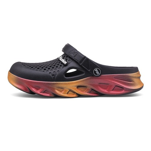 Plus-size summer couple slippers, lightweight hollow-out sandals, men's closed-toe beach shoes, EVA Croc-style clogs