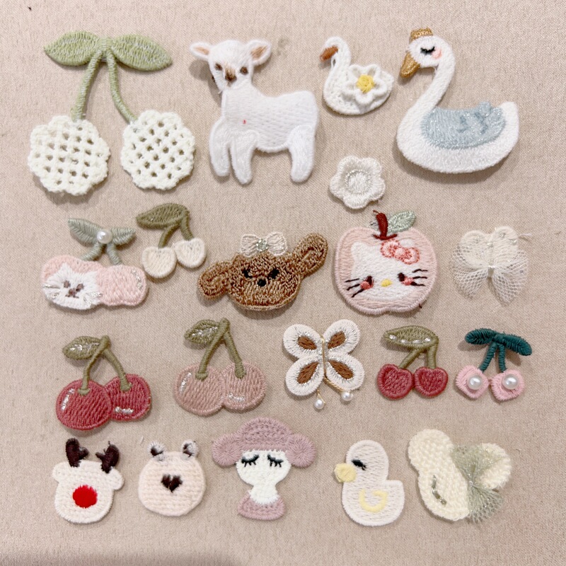 刺繍ワッペン、服飾アクセサリー、キュートでスタイリッシュな漫画風動物・フルーツ・顔の手作りDIYパッチ、布ワッペン|undefined