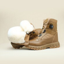 户外冬季皮羊毛自动扣雪地靴男皮毛一体防水防滑加厚保暖棉靴中筒