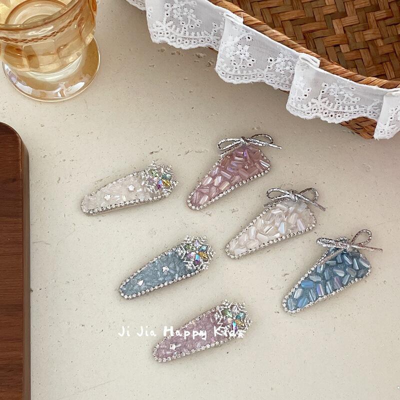 Korean triangular crystal hair clip, sweet water drop rhinestone snowflake BB clip, versatile side fringe hairpin Korean triangular crystal hair clip, sweet water drop rhinestone snowflake BB clip, versatile side fringe hairpin