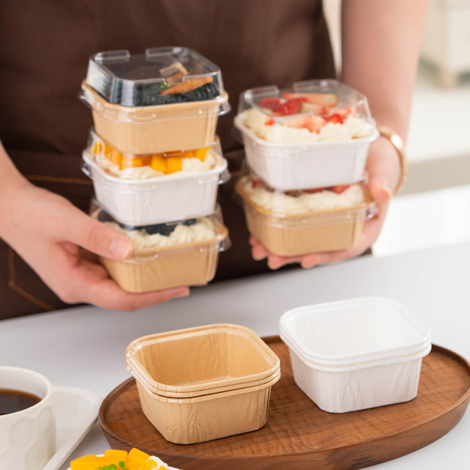 纸杯蛋糕纸杯一次性带盖方形模具烘焙纸托蛋糕盒包装盒专用耐烤
