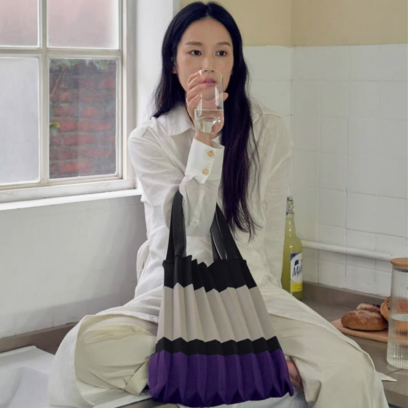 韩版拼色小众设计针织纱线个性质感三色手提包时尚潮流彩虹单肩包
