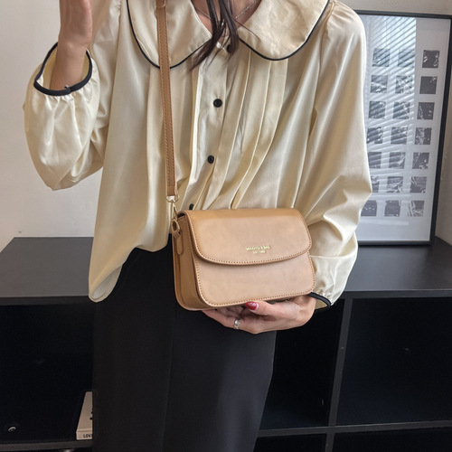 This year's popular small bags for women in spring and summer, versatile  new fashion textured crossbody bag, foreign style women's small square bag