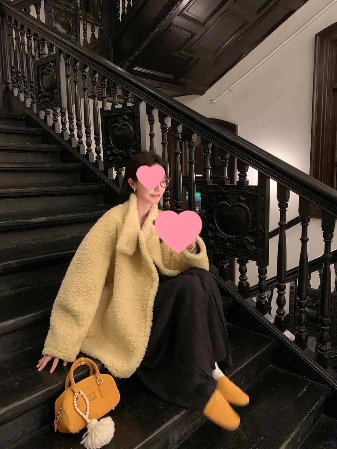 立领皮草女秋冬季新款新中式宽松感毛毛外套新年战袍