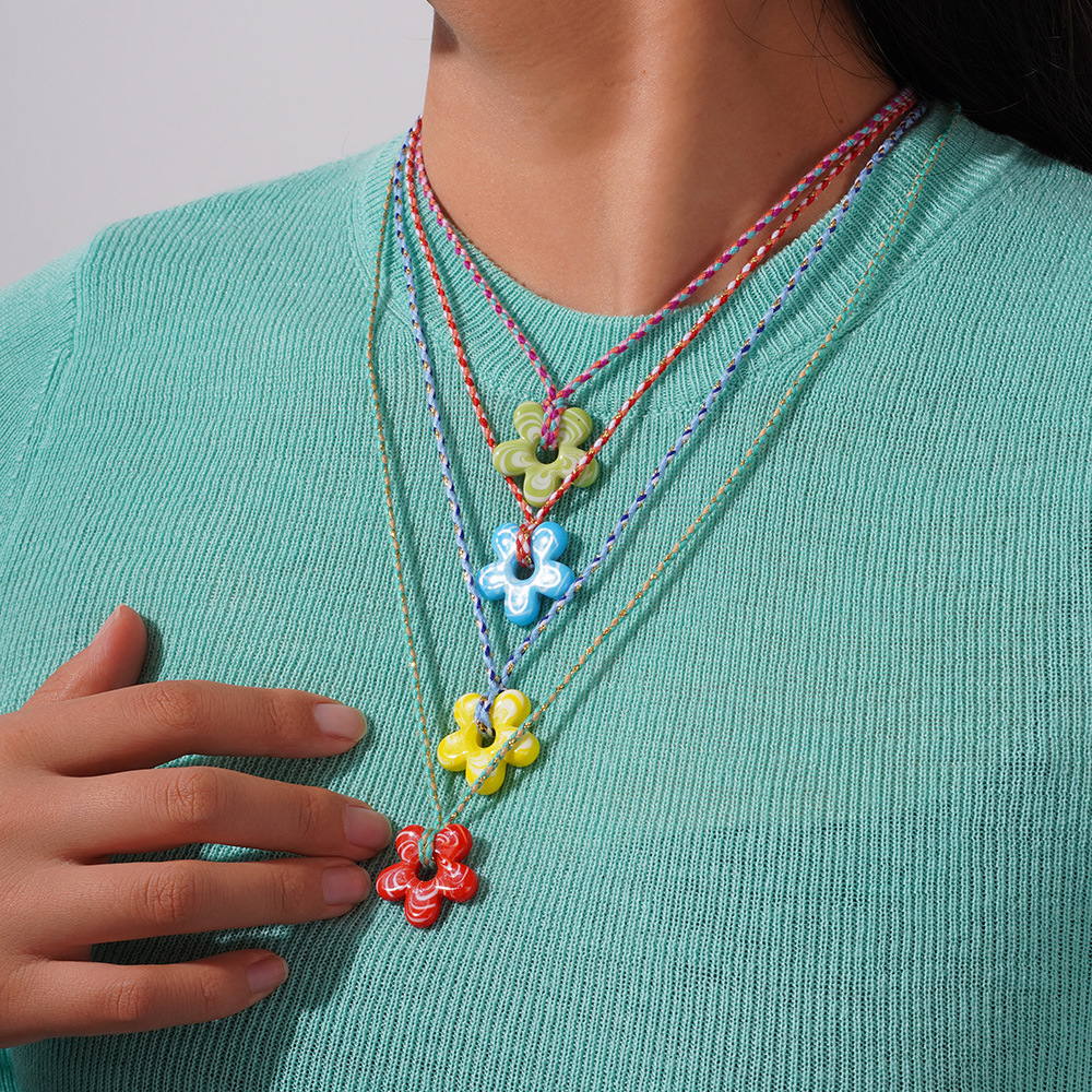 10g Weight glass Pendant Material Pendant Necklace Classification rope Chain Material Woven Chain Chain Type 1 Piece Quantity Holiday, Daily Occasion glass, rope Material Flower Pattern Women's Gender Plating Design Vintage Style, Classic Style Style Vintage Style Classic Style Flower Glass Rope Woven Chain Pendant Necklaces Wholesale 1