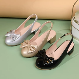 童皮鞋;学生皮鞋;童凉鞋