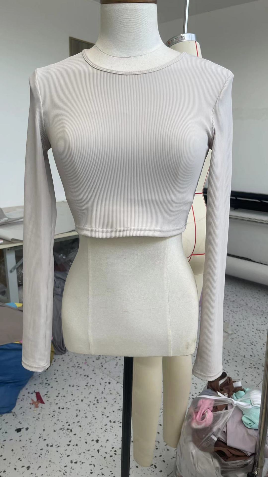 AC24-126 긴팔 그레이