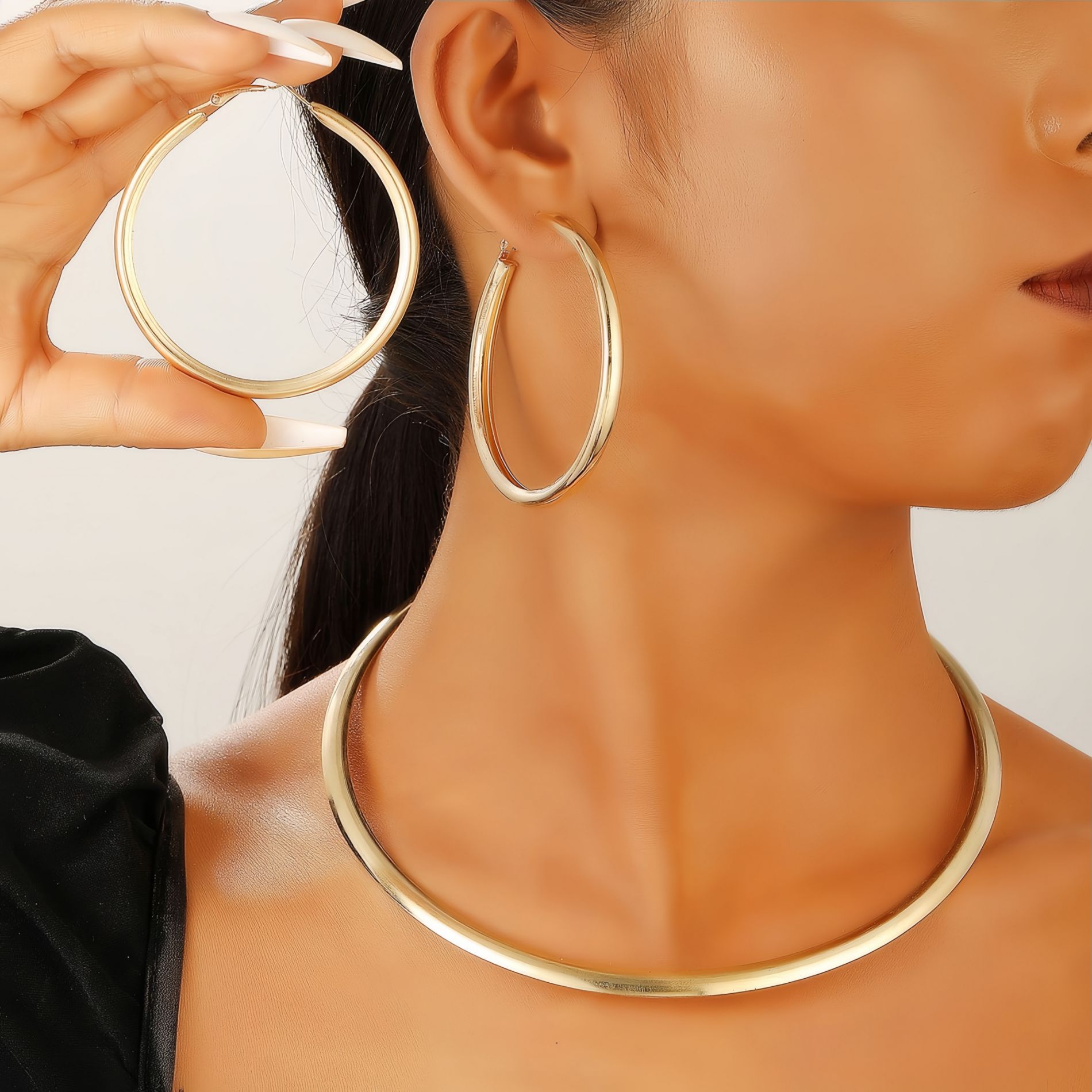 European and American Simple Fashion Personality Niche High-end Sense Cold Style Collar Earrings All-match Two-piece Set Accessories Women