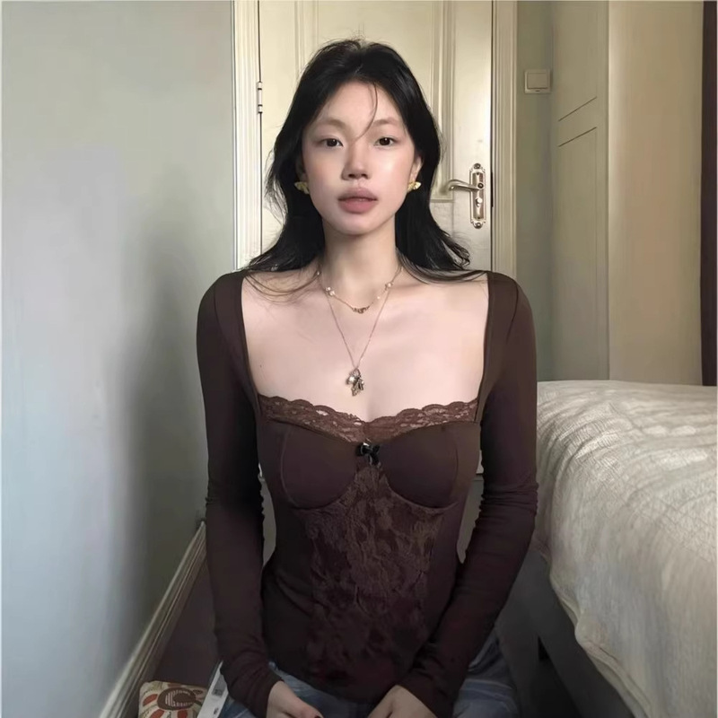 Derong's Design Is Extremely Attractive, Lace-Trimmed Long-Sleeved T-Shirt for Women, New Winter Style, Slim-Fitting, Pure and Sexy Top for Hot Girls