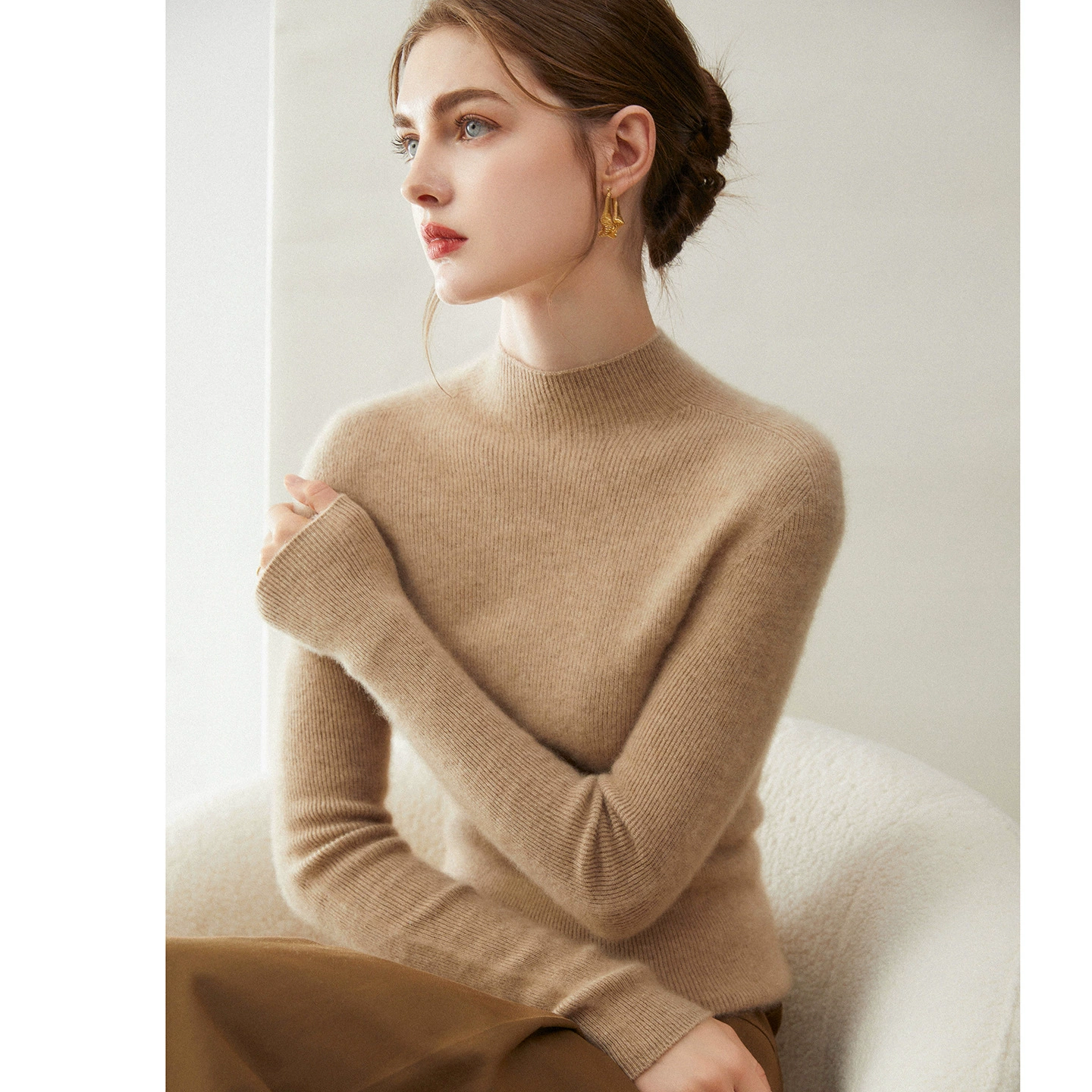 Cashmere body-friendly knitted sweater