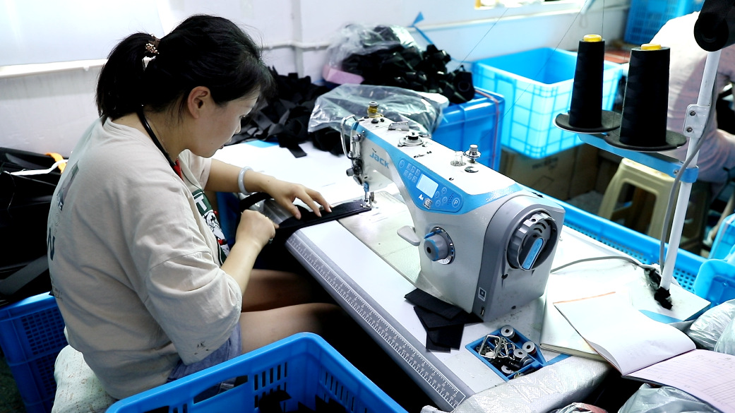 QR_9}O4SOH2B9D%1B)4N{MC