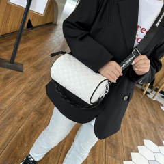 女性のためのハイエンドバッグ 2025 新しい多用途円筒形バッグ女性のクロスボディバッグファッションバケットバッグカジュアル小さなバッグトレンド