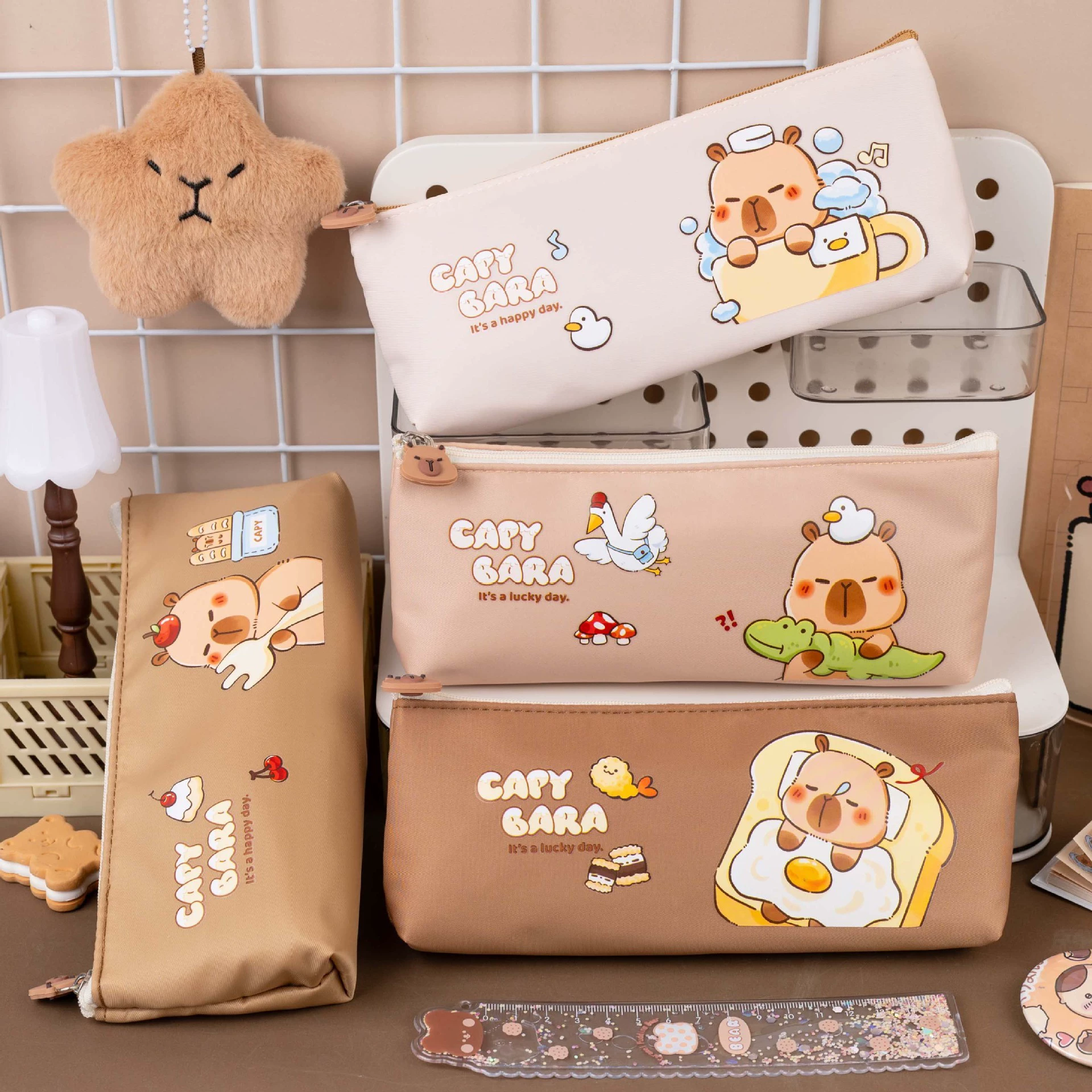 Милая cartoon-pencil case? actually translate properly: