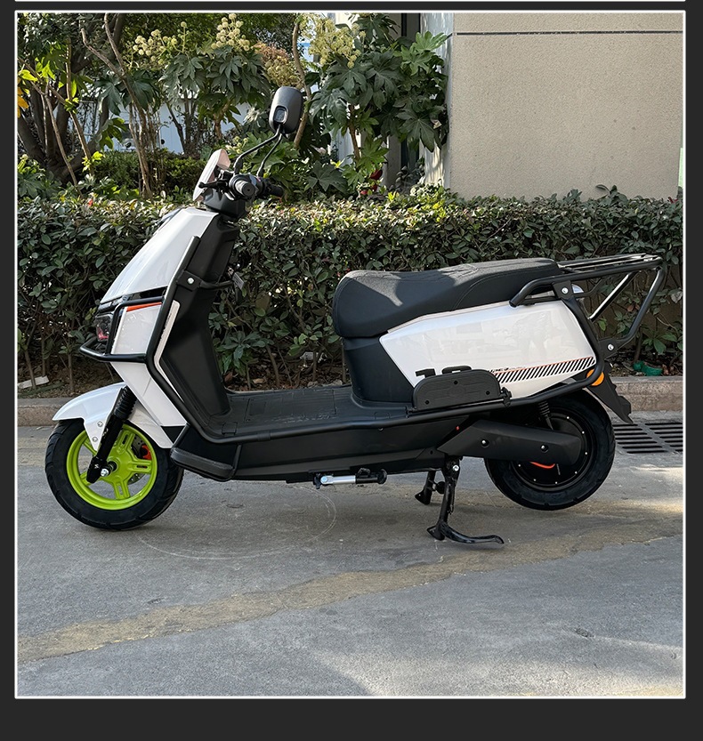 Electric Vehicle Manufacturer Direct Sales Adult 60V72V High-Power Delivery Electric Scooter High-Speed Electric Motorcycle Long Range