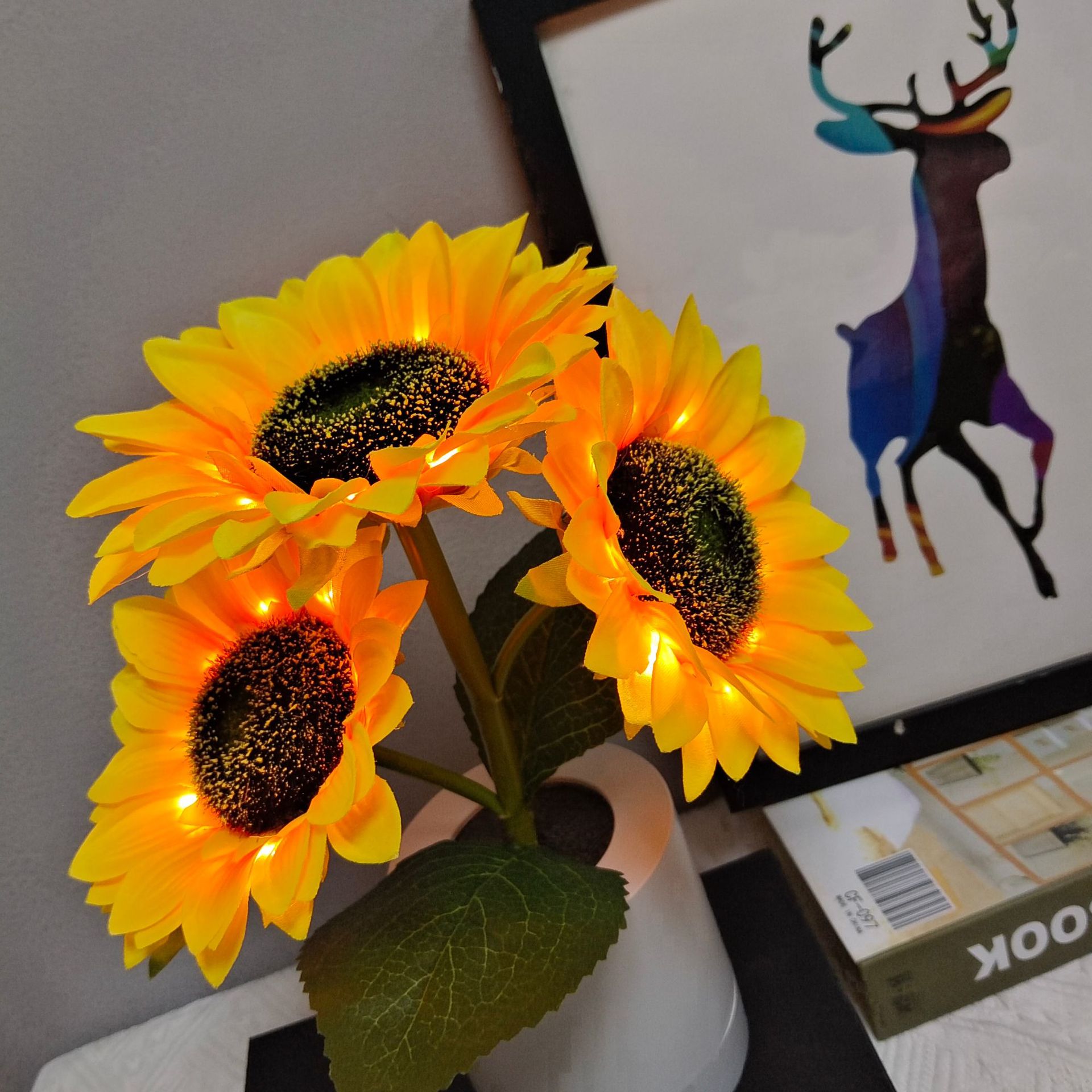 국경 간 새로운 해바라기 시뮬레이션 꽃 밤 빛 충전식 차감 밤 빛 크리스마스 선물 장식품 해바라기