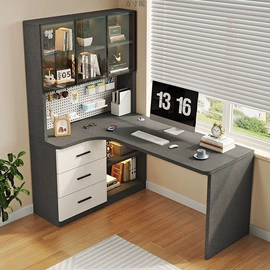 电脑桌;小夜灯;办公椅