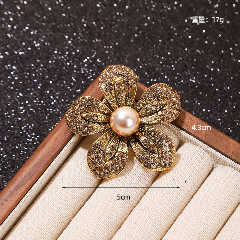 Vintage Blumenbrosche Mit Strass Und Perlen Elegantes Design_voghion.com