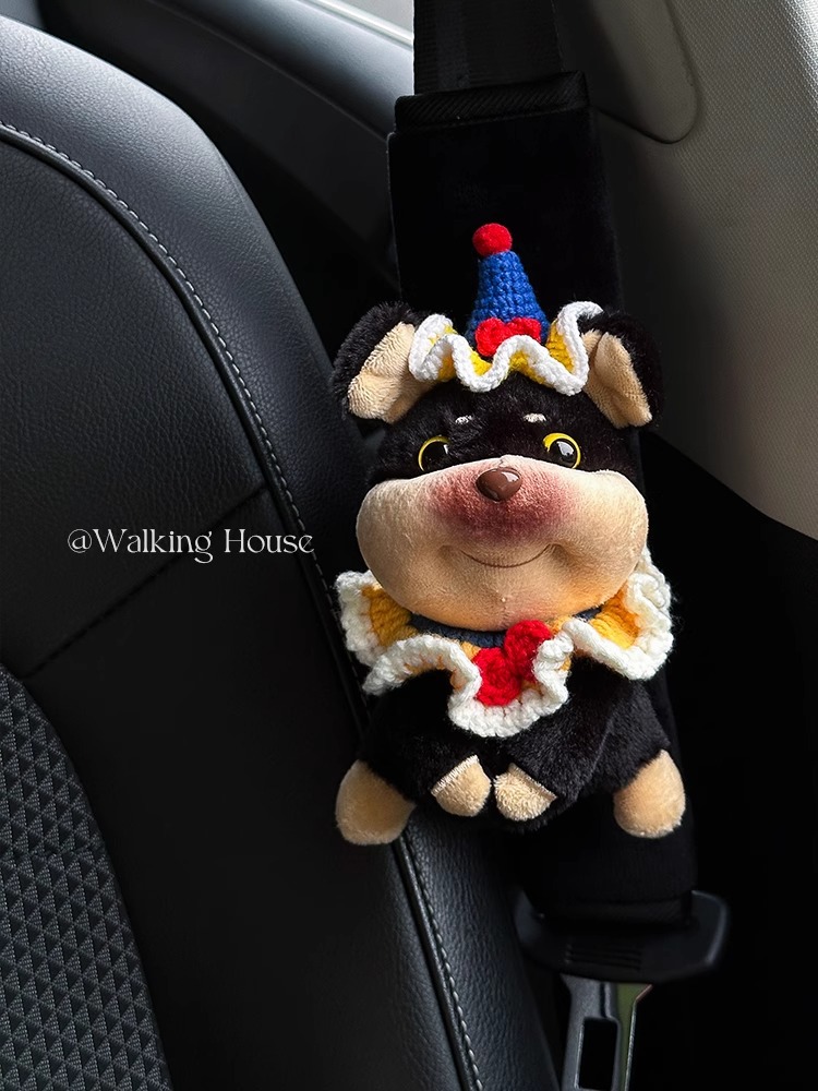 Car Seat Belt Shoulder Cover Cute Funny Bee Dog Plush Car Interior Decoration Ornaments Pocket Decoration Gift