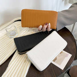 新款韩版2023压痕女士钱包中长款单拉链手拿包多卡位零钱包手机包