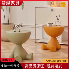 創意的なソファーのサイドのいくつかの移動可能なお茶のクリーム風はシンプルです。