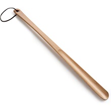 F 39140 Long Handle Wooden Shoe Horn ����ʵľЬ�� �羳