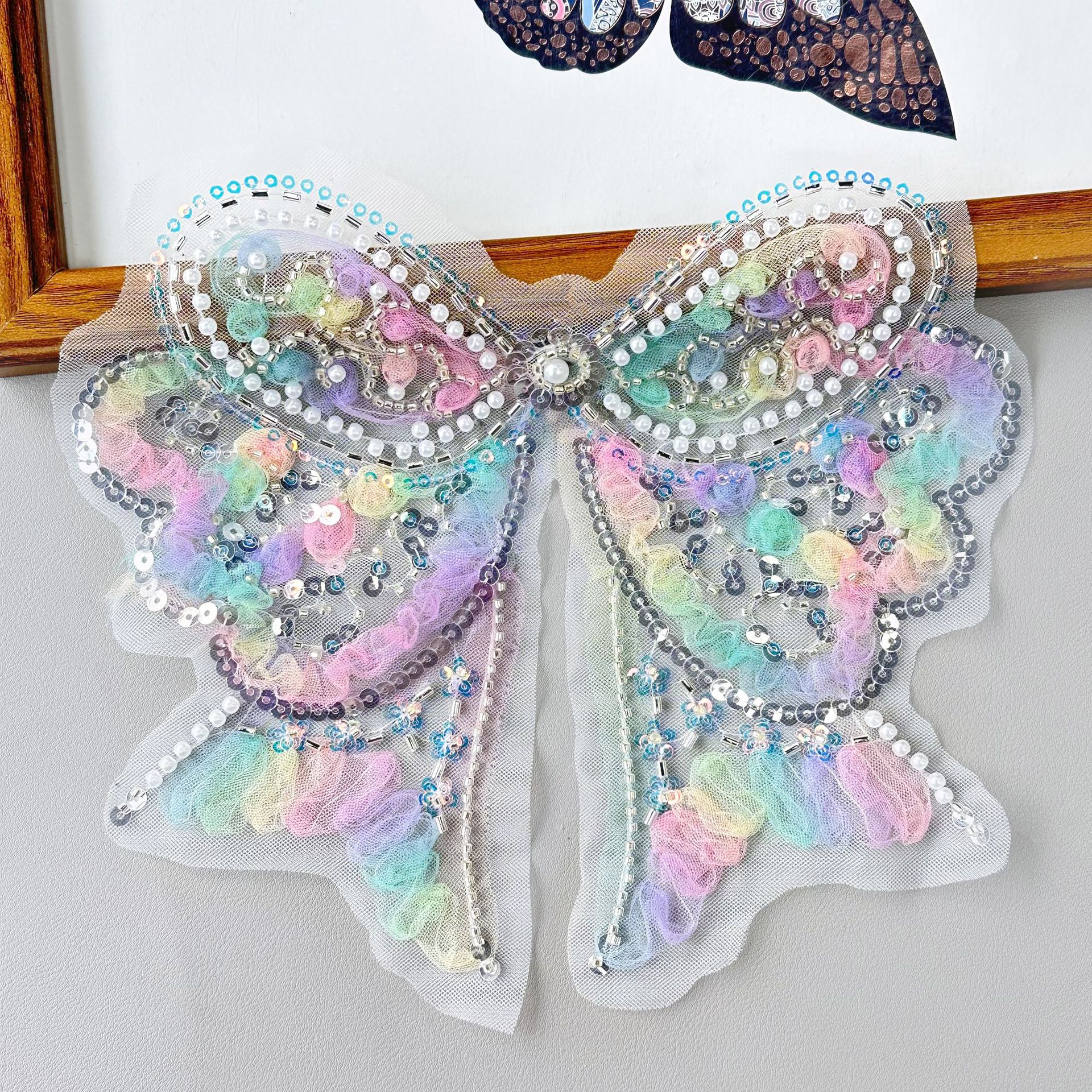 Primavera y verano nuevo color fantasma esquinilla clavos perlas arco decoración tela bordada vestido sin mangas chaqueta maleta de cabello image 3