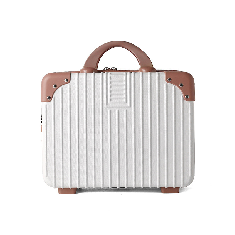 흰색과 금색 M06