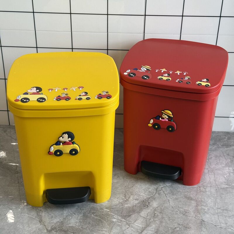 ゴミ箱 家庭用 リビング 寝室 キッチン 可愛い 高品質 蓋付き 足踏み式 大容量 漫画 クレヨンしんちゃん|undefined
