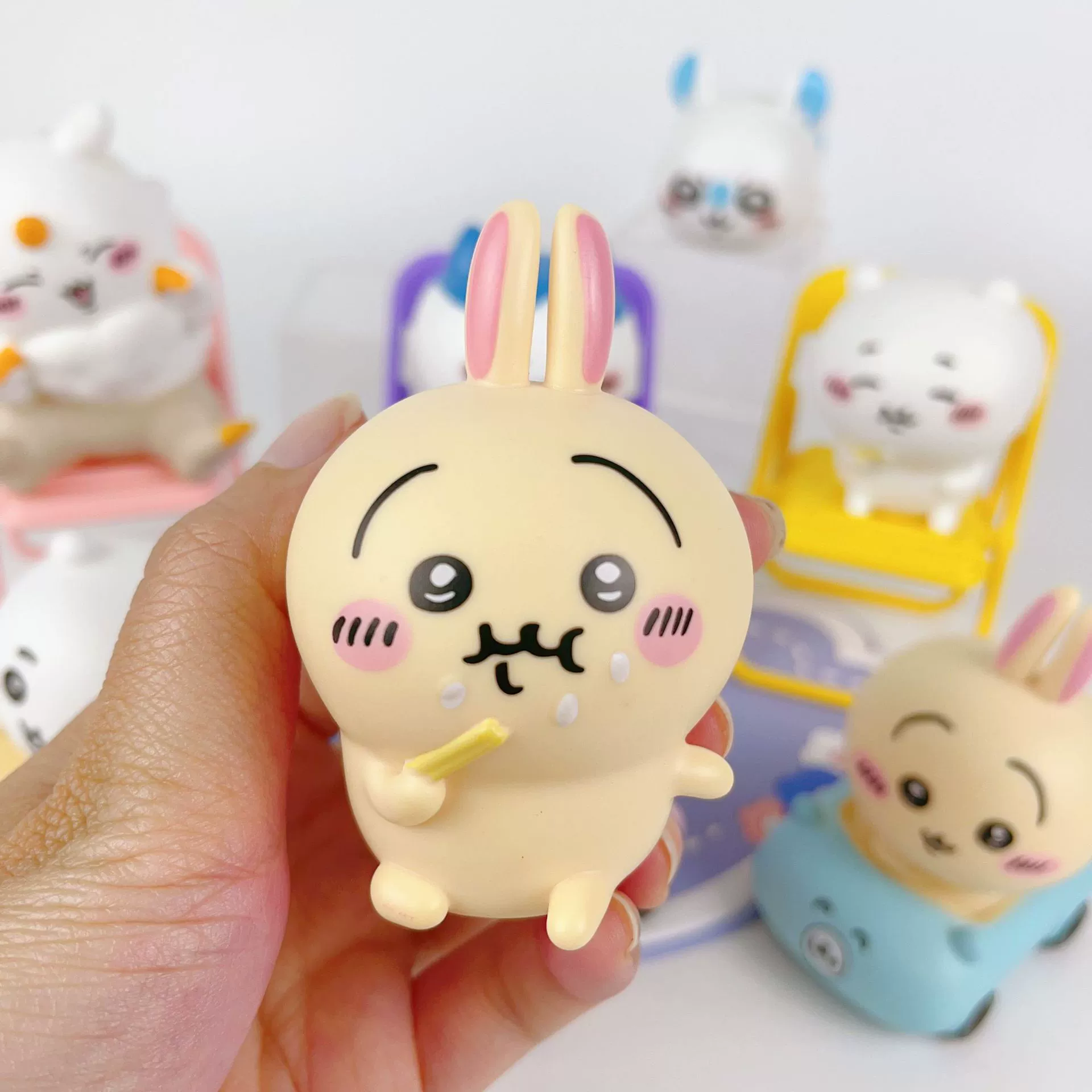 Табличка мини-фигура, кукла, игрушка, капсульная игрушка, оптом